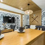 Apartament Atena